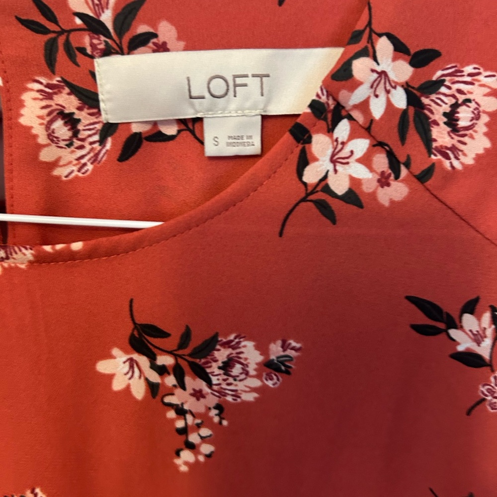 LOFT Floral Printed French Cuff Sleeve Blouse Women’s Size Small - Picture 8 of 8
